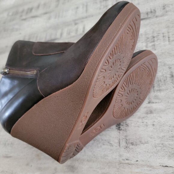 UGG Meredith Wedge Brown Leather Bootie 11 - Picture 6 of 16